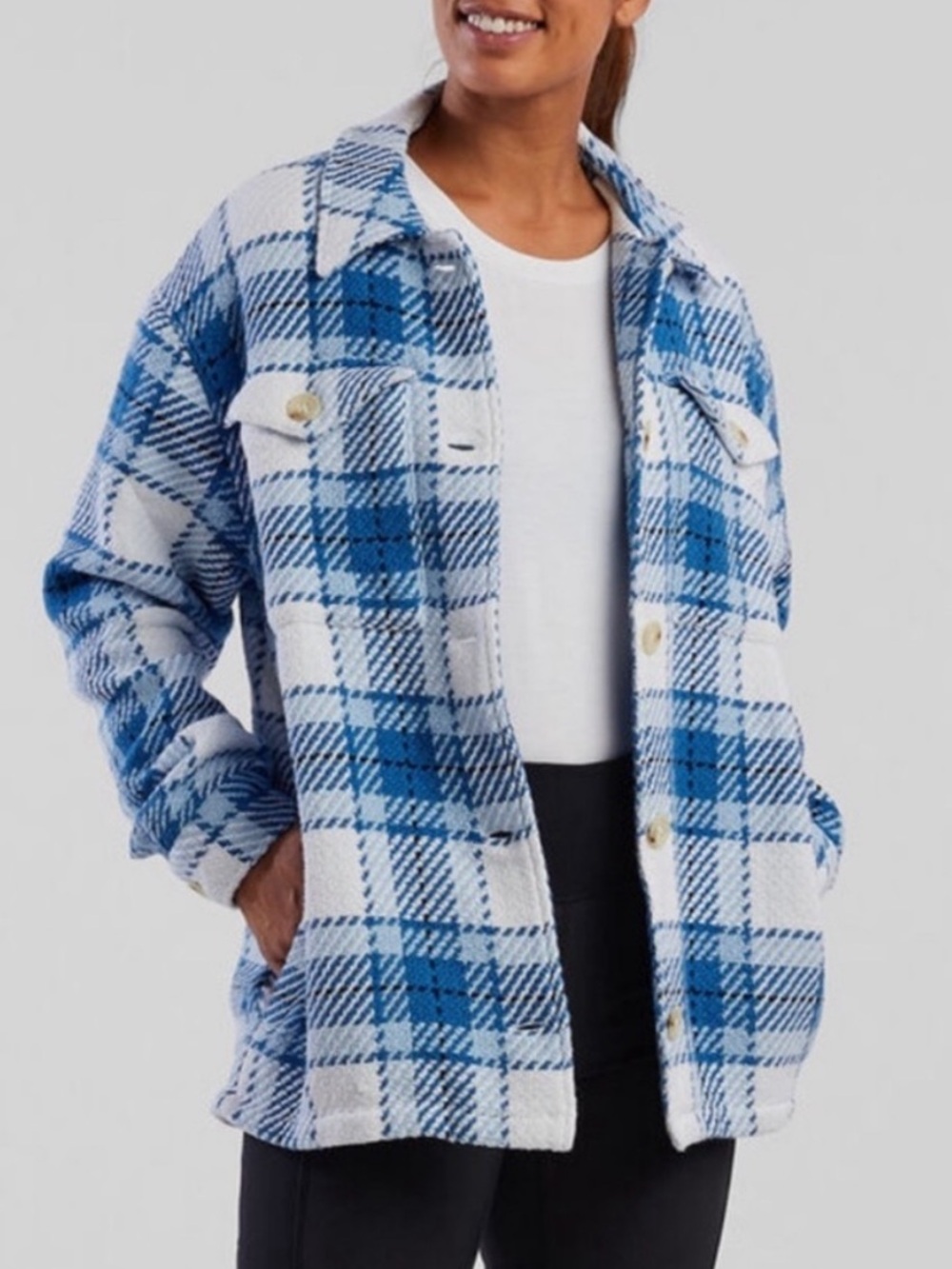 Outerknown Womens Cloud Weave Button Blanket
Shacket Jacket Size Small